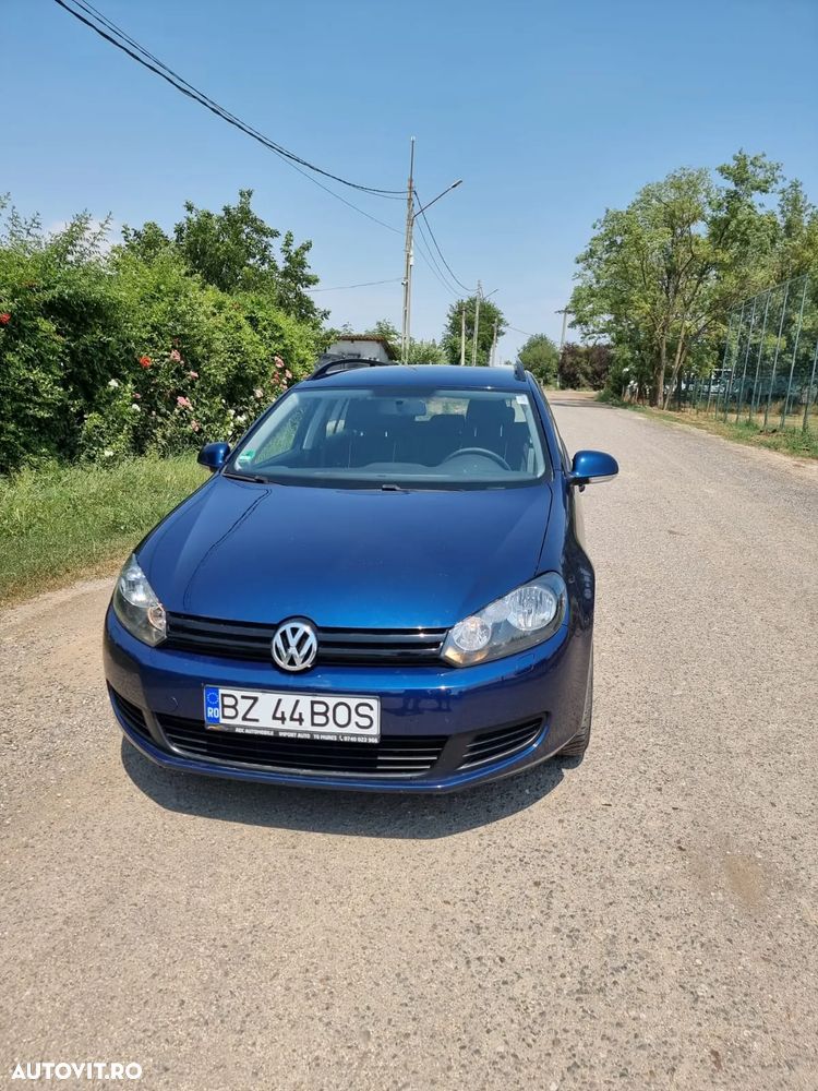 Volkswagen Golf - 1