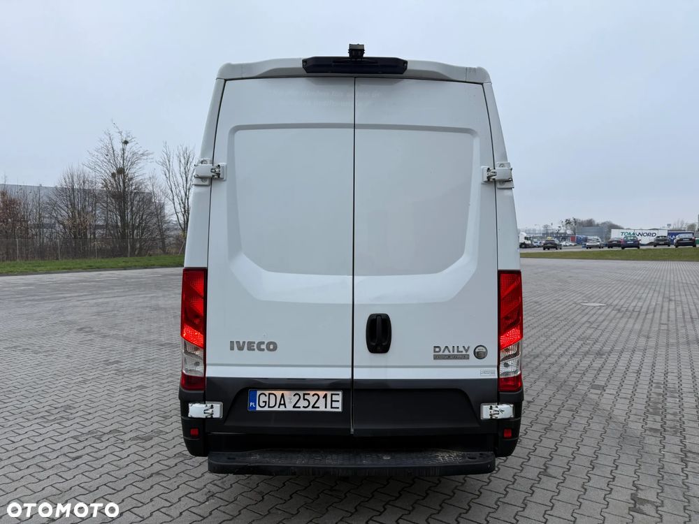 Iveco Daily 35s18 - 6