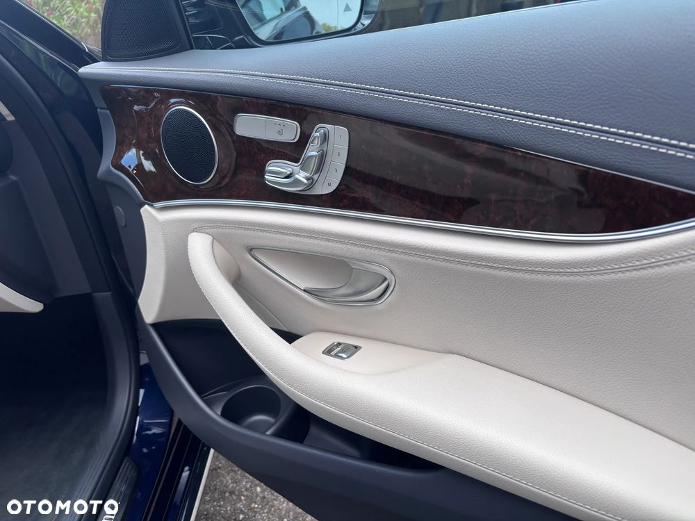 Mercedes-Benz Klasa E 200 Business Edition - 21