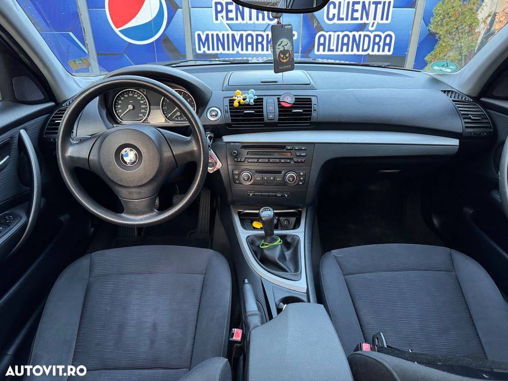 BMW Seria 1 116i - 6