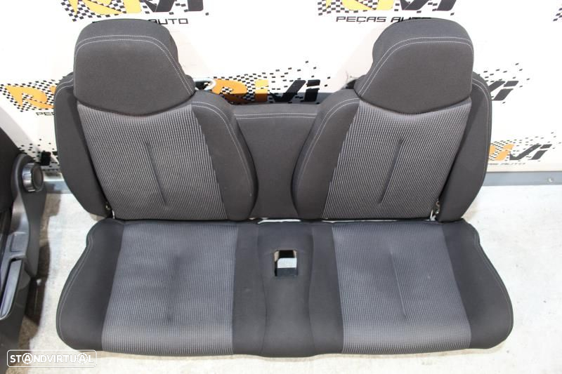 Bancos Peugeot RCZ em Tecido - 6