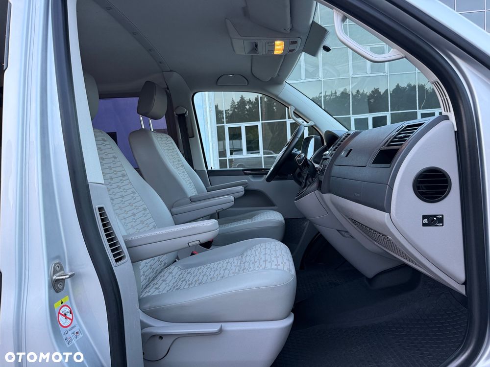 Volkswagen Transporter DSG BMT - 16