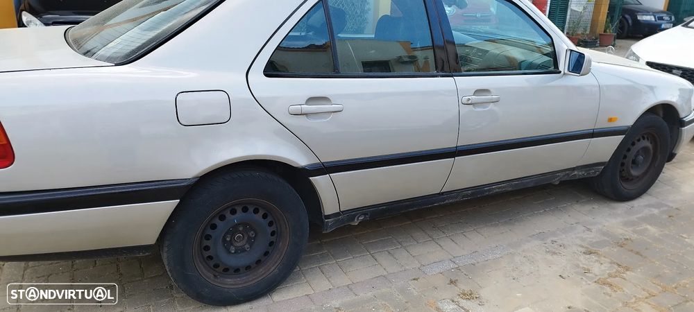 Mercedes-Benz C 200 D - 5