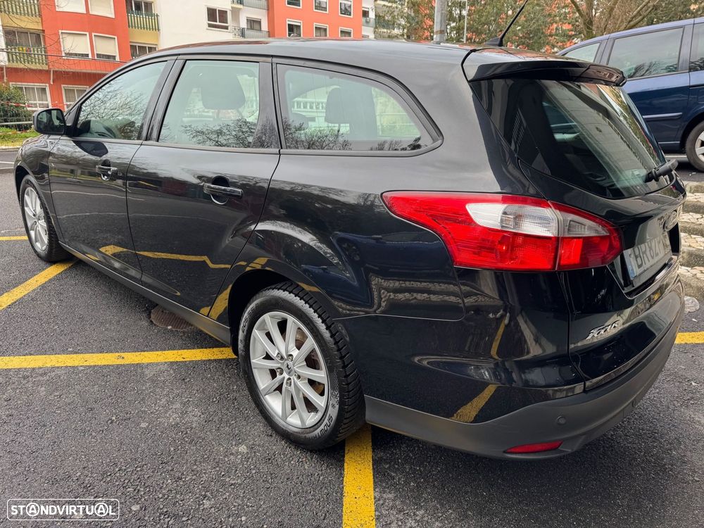 Ford Focus SW 1.6 TDCi ECOnetic 88g S&S Titanium - 20