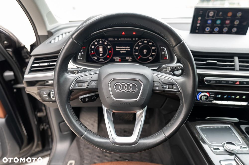 Audi Q7 - 16