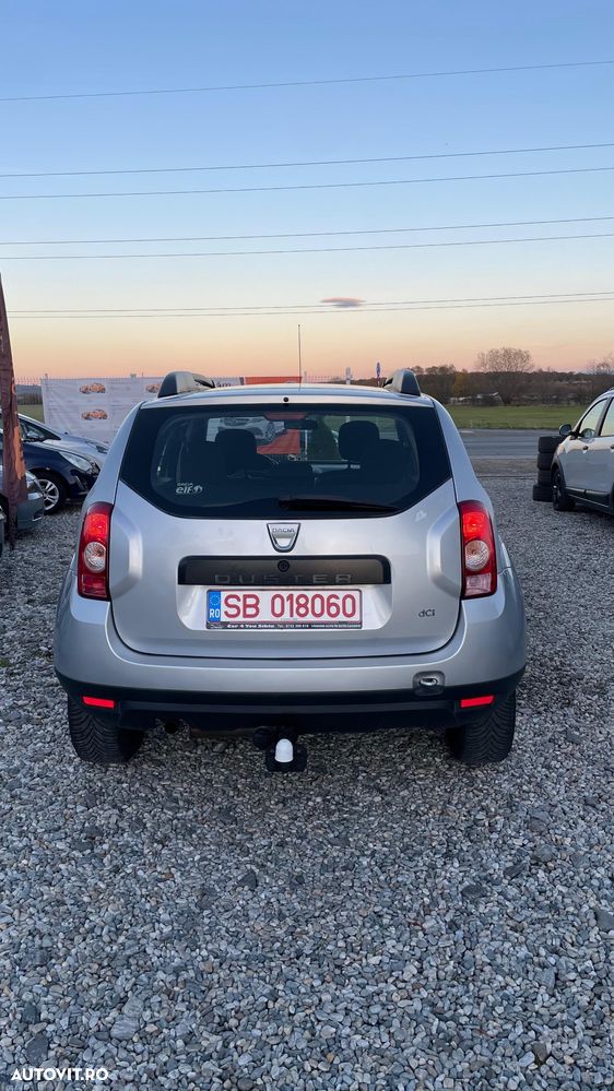 Dacia Duster dCi 110 FAP 4x4 Laureate - 6
