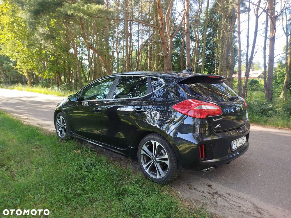 Kia Ceed 1.6 CRDi GT Line - 2