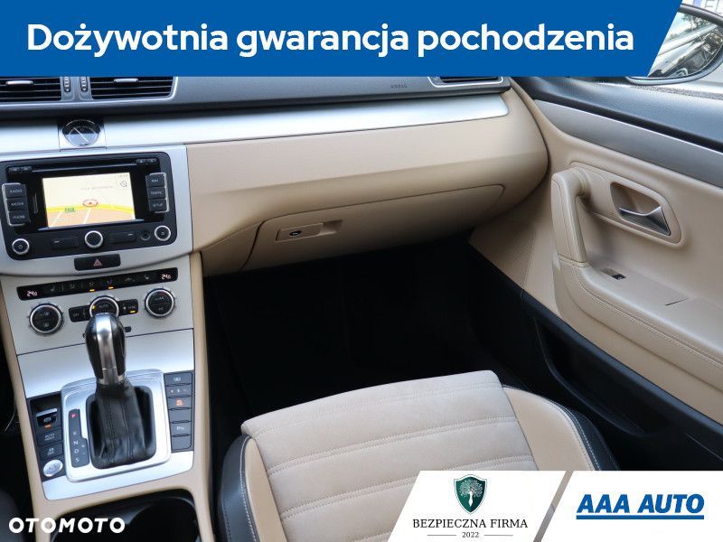 Volkswagen CC - 9