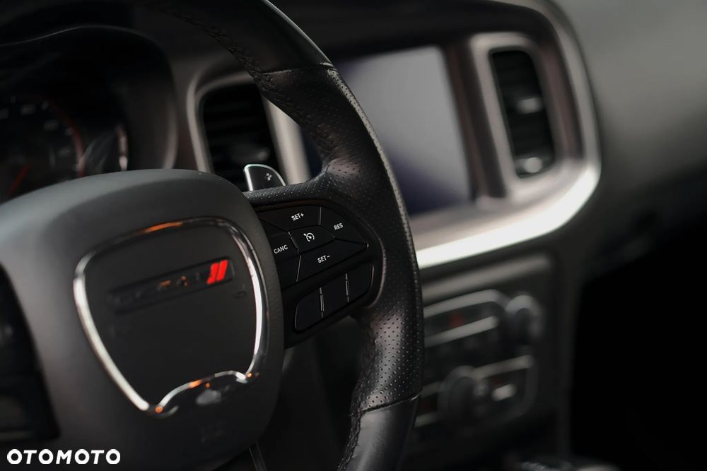 Dodge Charger 3.6 GT - 28