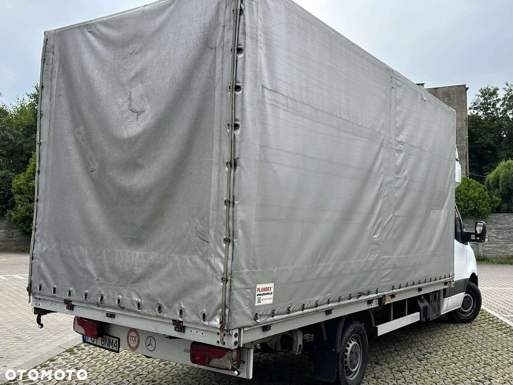 Mercedes-Benz Sprinter - 5