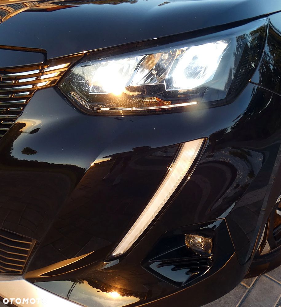 Peugeot 2008 1.2 PureTech Allure S&S EAT8 - 13