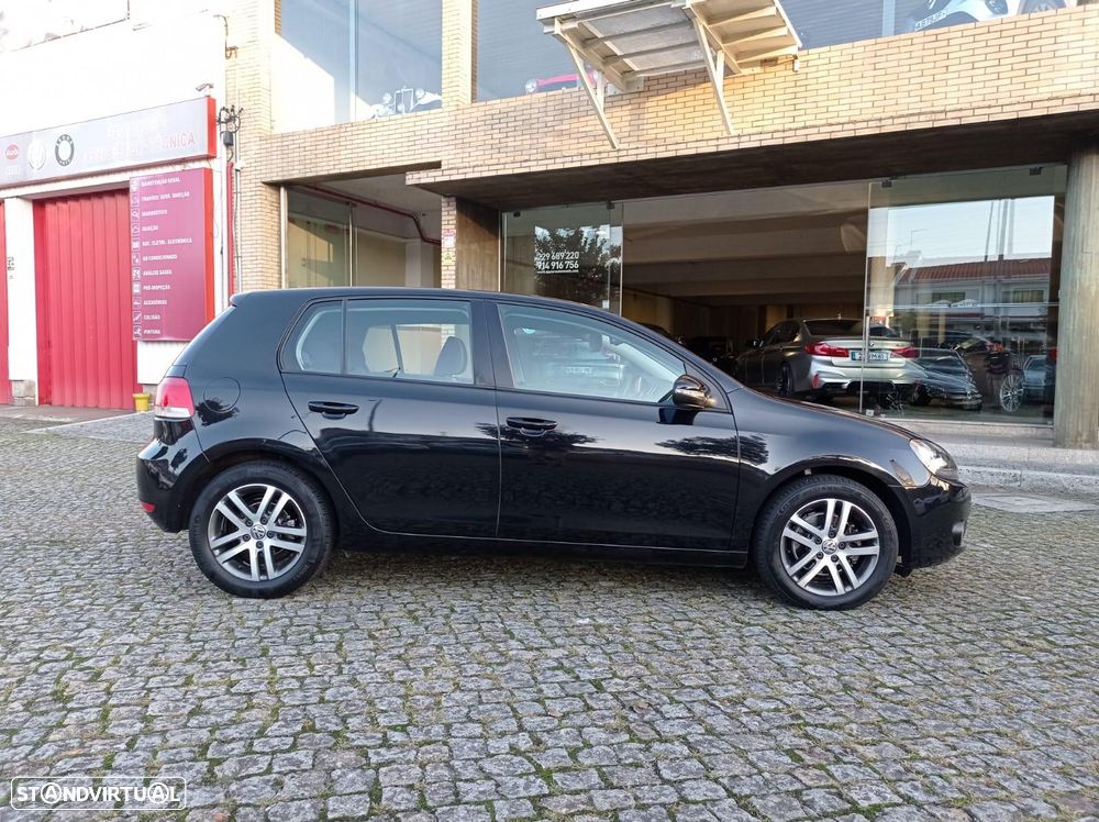 VW Golf 2.0 TDi Confortline DSG - 2