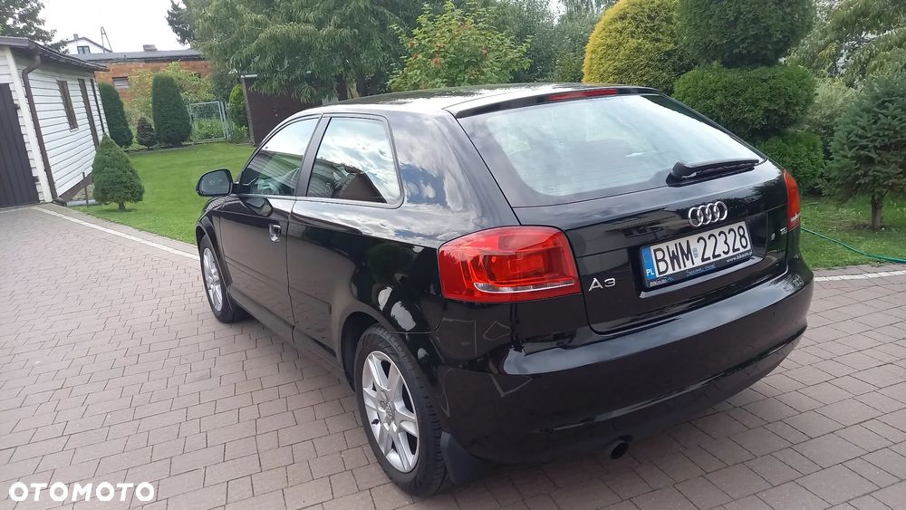 Audi A3 3-drzwiowe 1.6 Ambition - 7