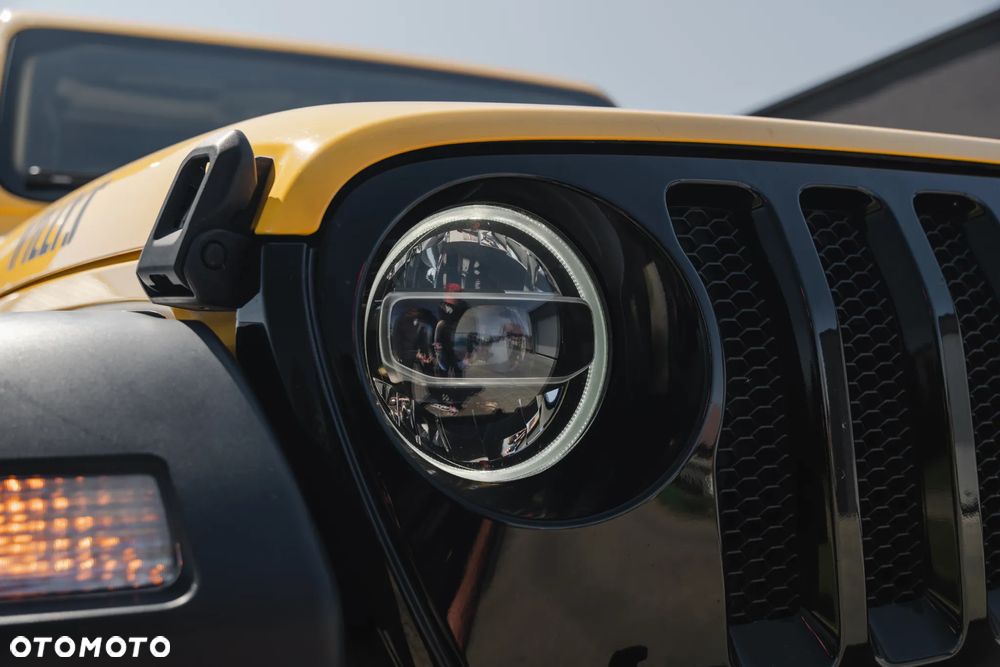 Jeep Wrangler - 15