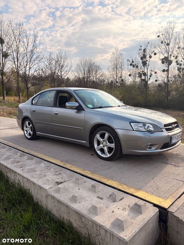 Subaru Legacy - 3