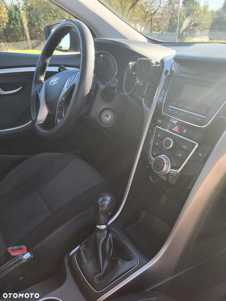 Hyundai i30 1.6 CRDi BlueDrive Classic - 10