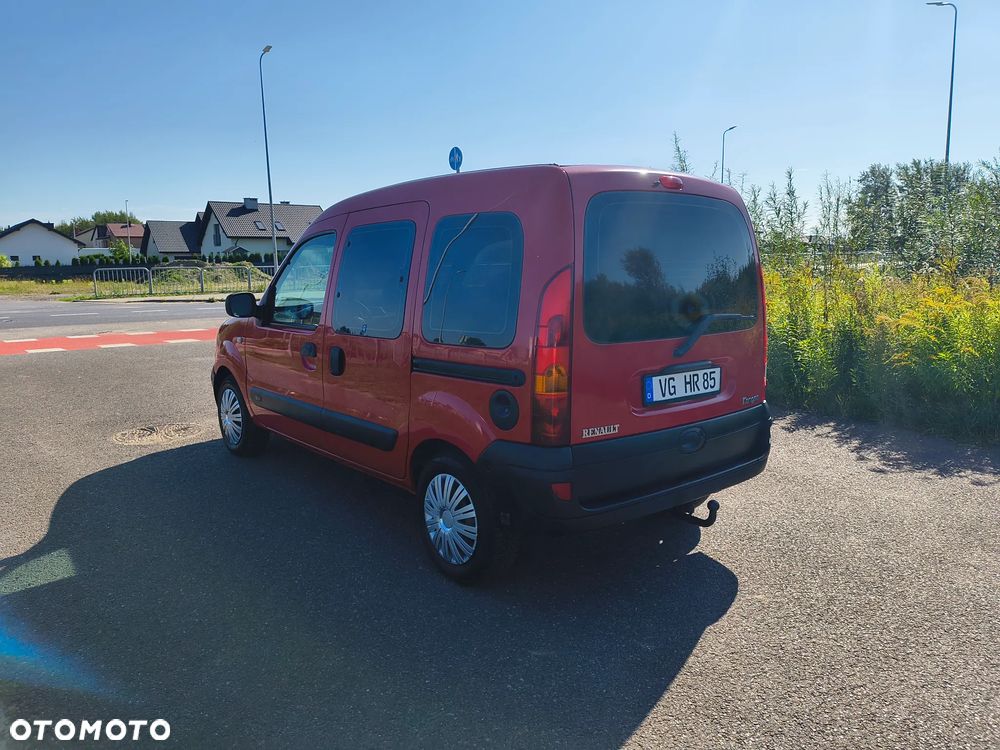 Renault Kangoo 1.2 16V Privilege - 10