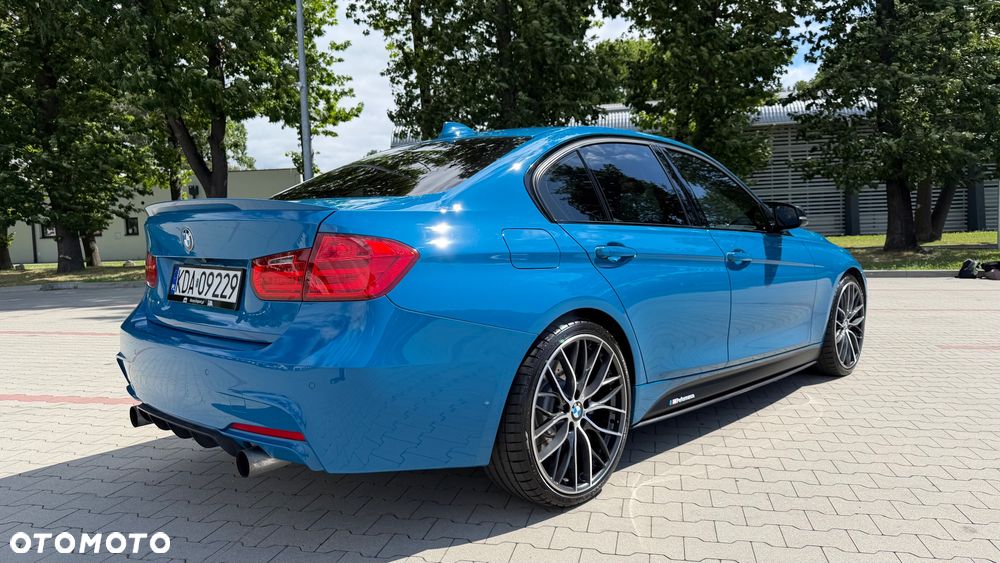 BMW Seria 3 335i xDrive Sport-Aut - 14