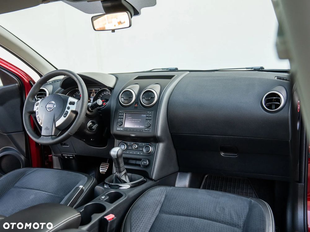 Nissan Qashqai 1.6 360 - 23