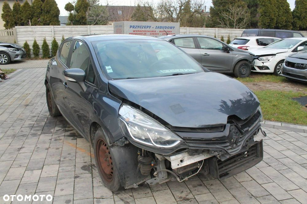 Renault Clio - 5