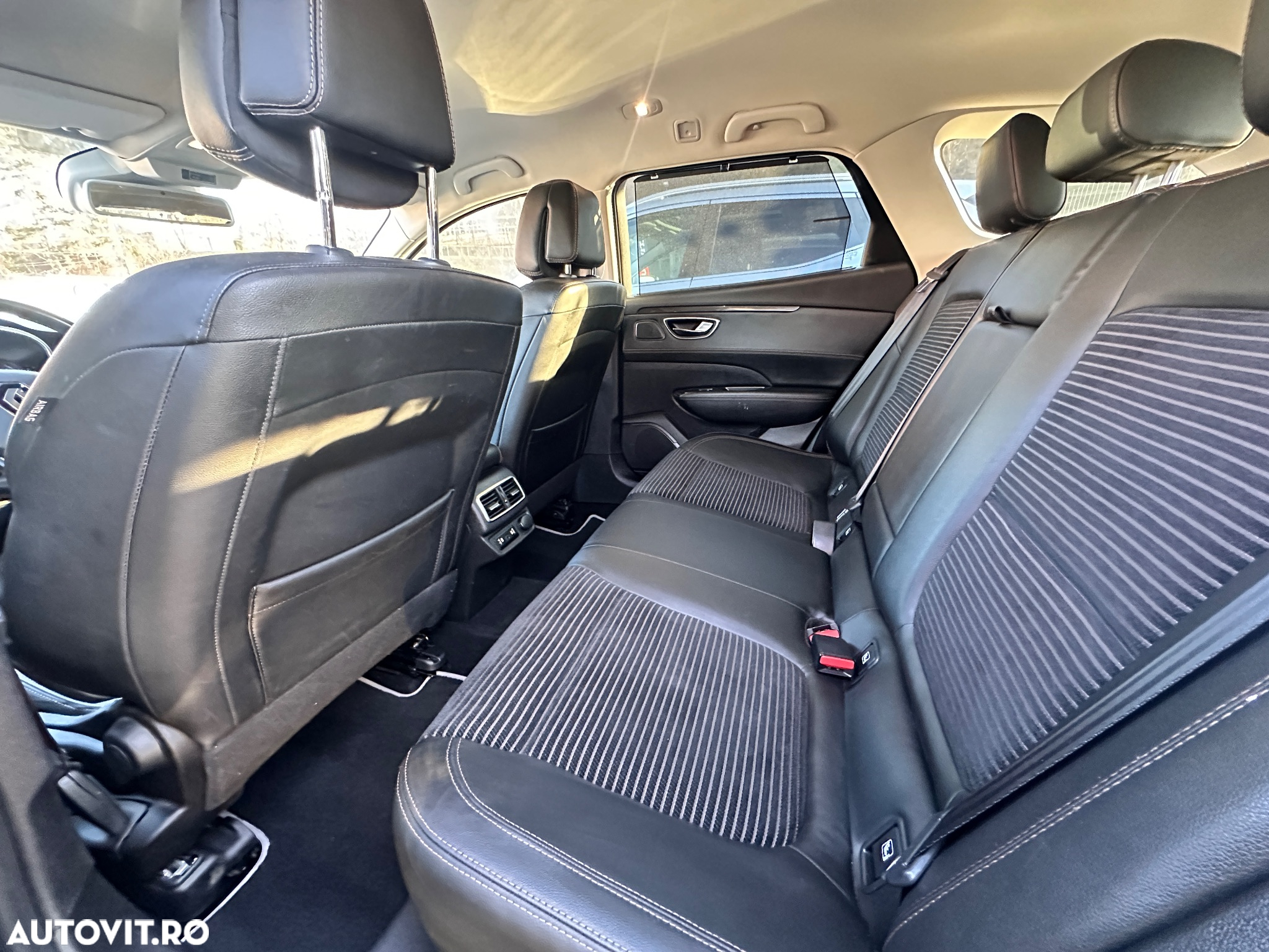 Renault Talisman Grandtour ENERGY dCi 130 EDC LIMITED - 26
