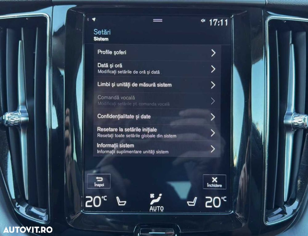 Volvo XC 60 D4 Momentum Pro - 33