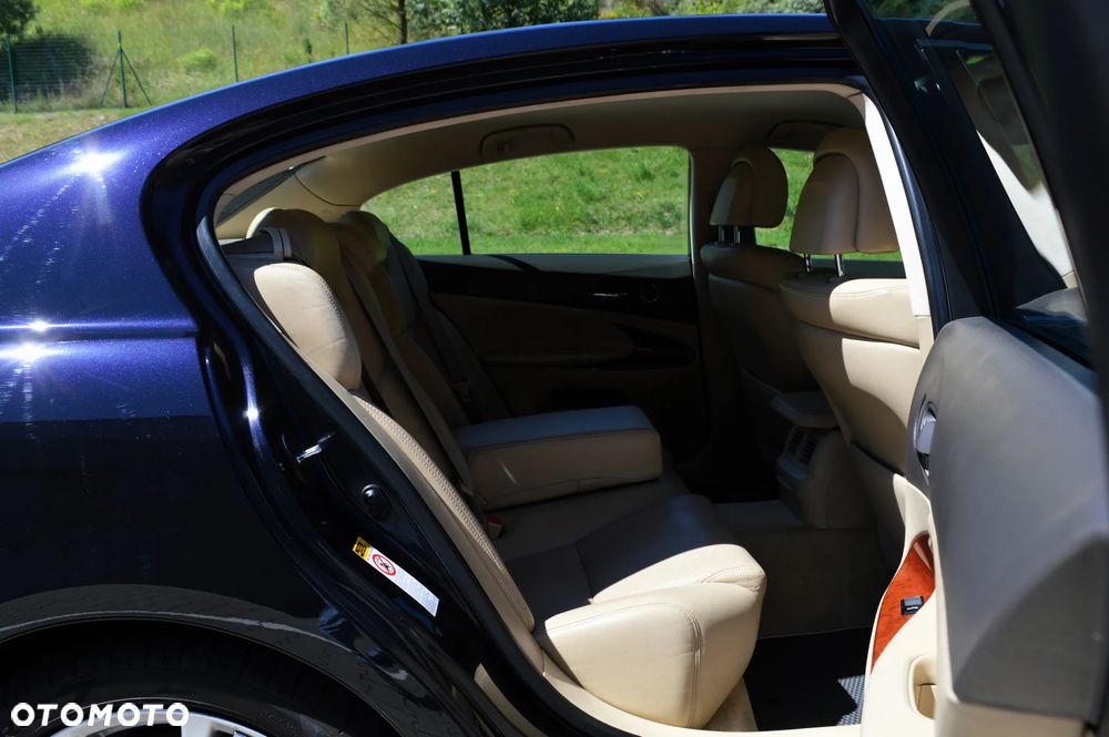 Lexus GS 450h Prestige + - 12