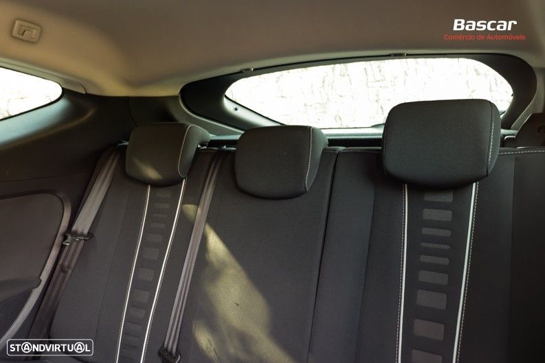 Renault Mégane Coupe - 11