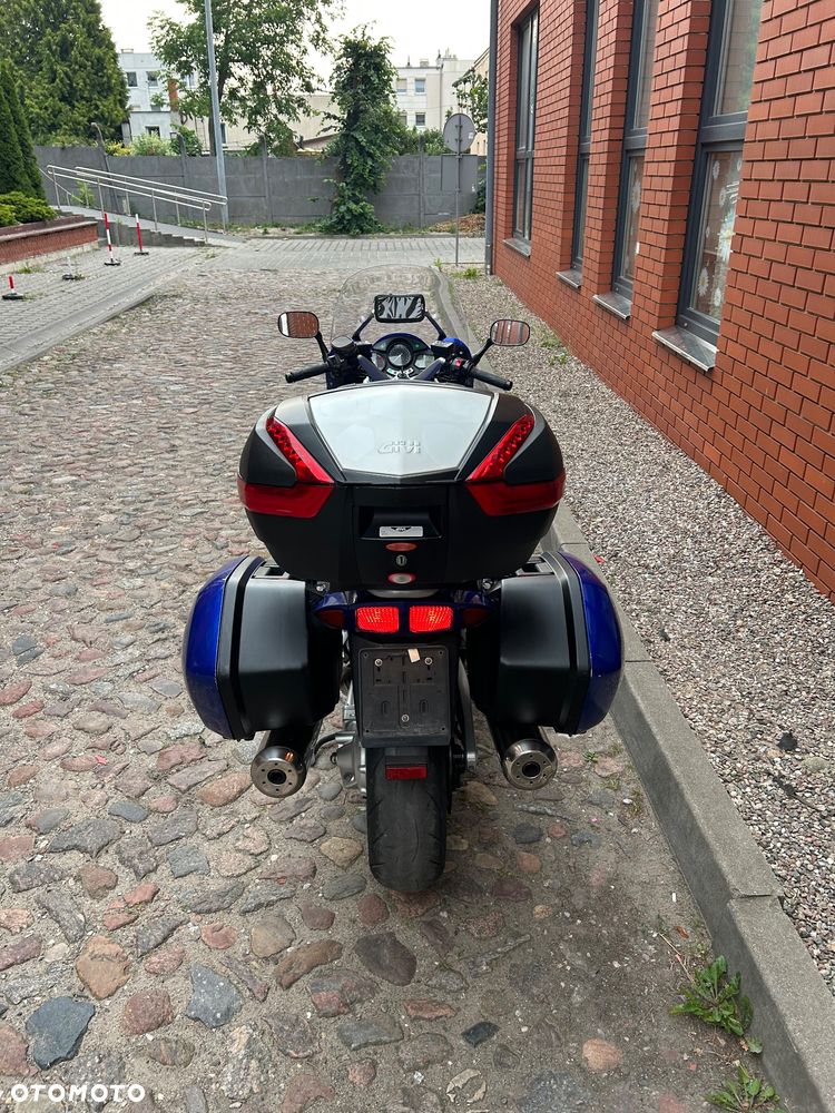 Yamaha FJR - 35