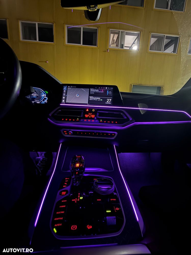 BMW X5 xDrive45e - 32