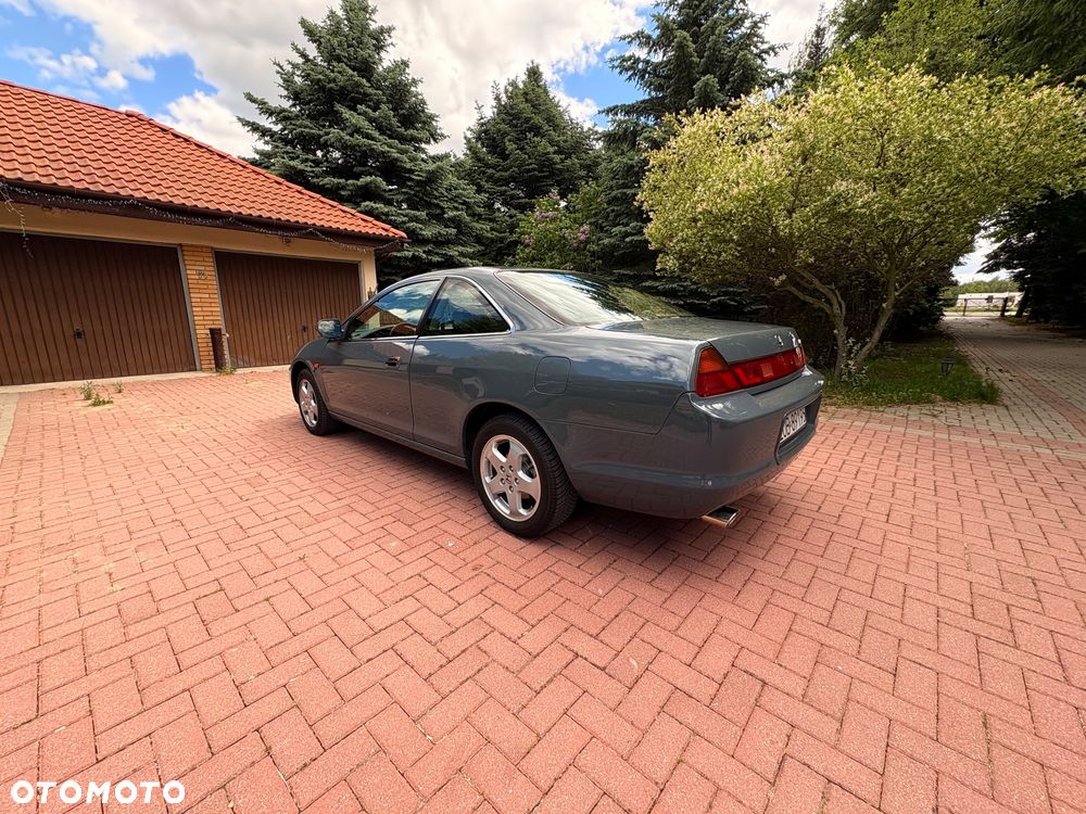 Honda Accord - 4