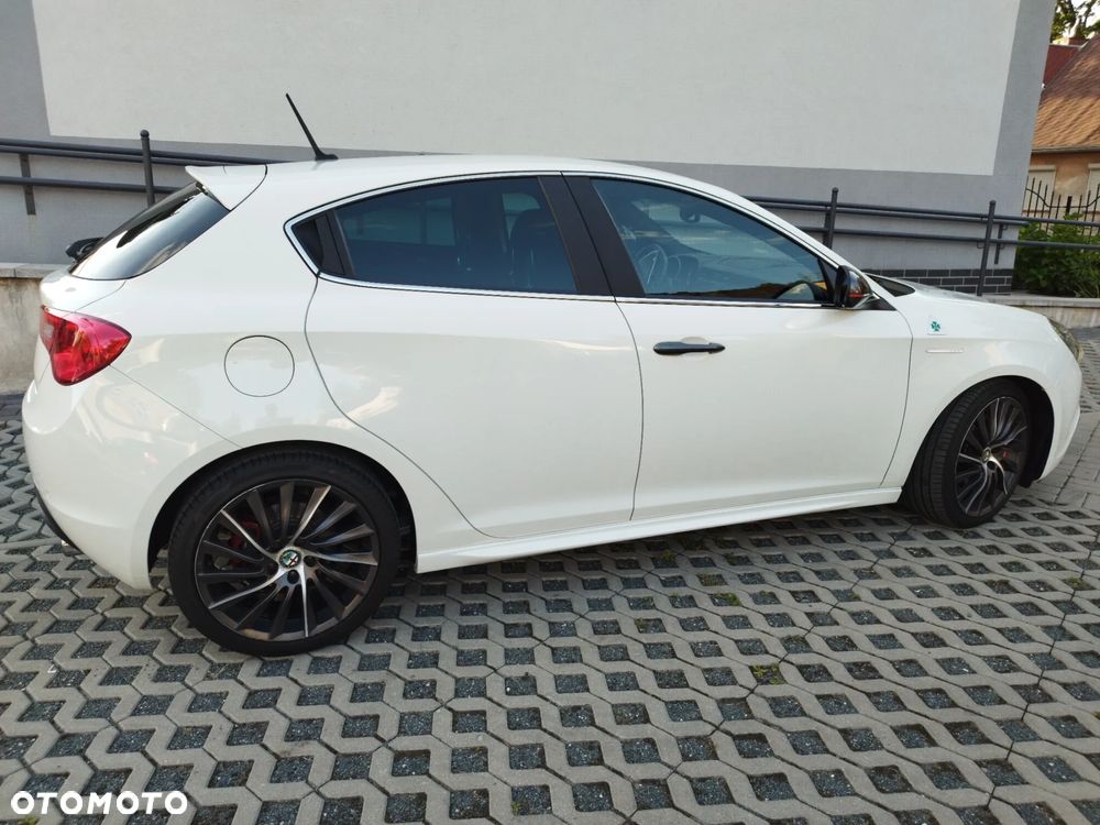 Alfa Romeo Giulietta 1750 TBi QV TCT - 7