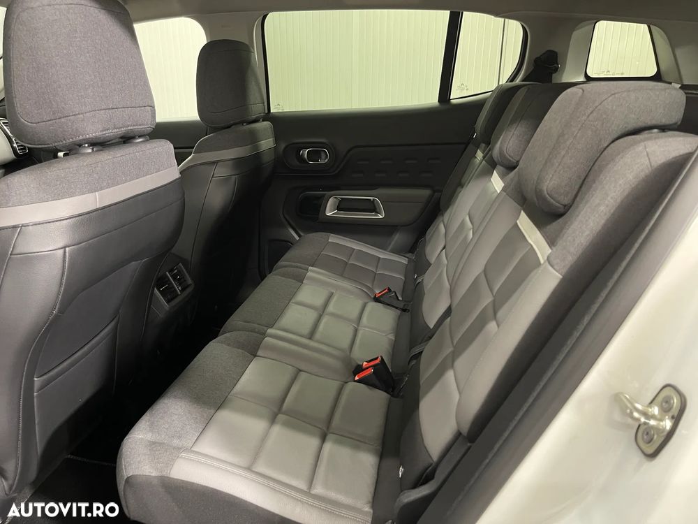 Citroën C5 Aircross 1.6 Hybrid FWD 225 EAT8 Shine - 11