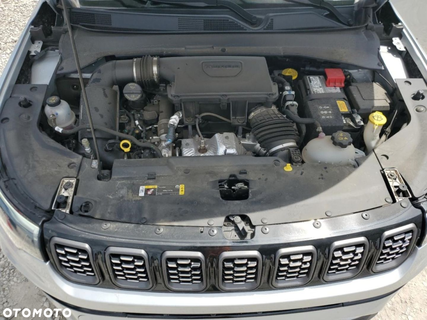 Jeep Compass - 12