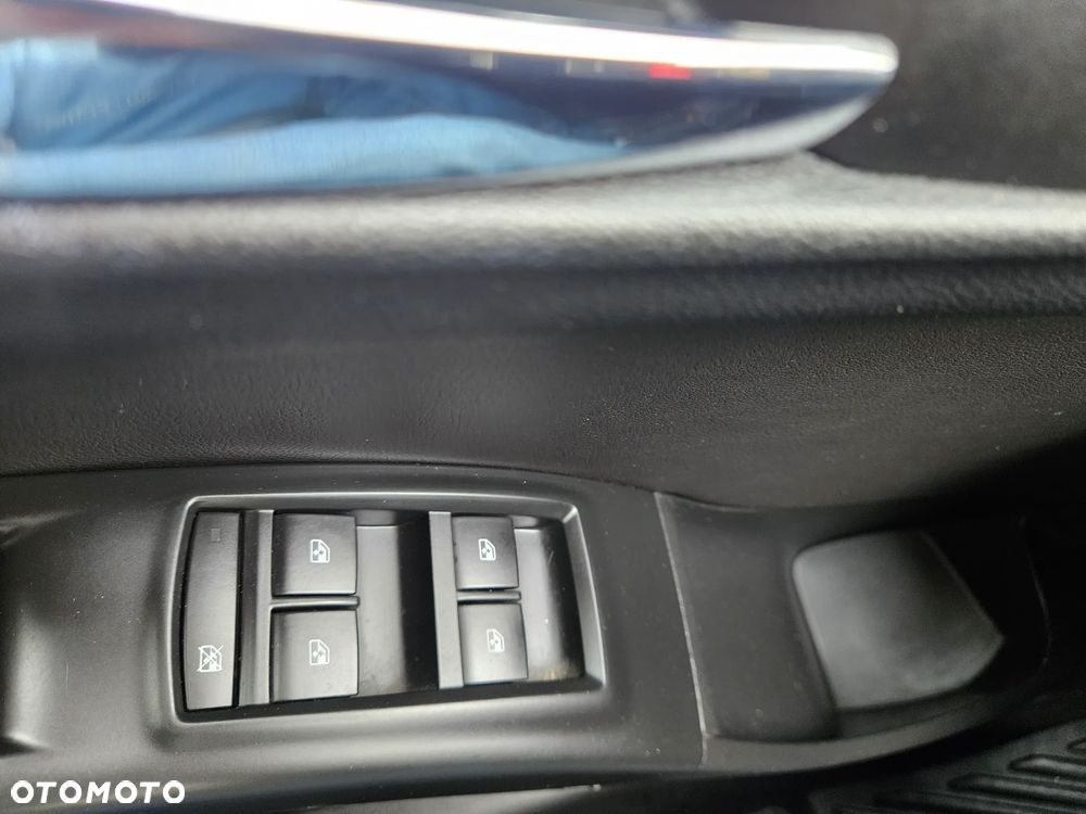 Opel Meriva 1.4 T Cosmo - 24