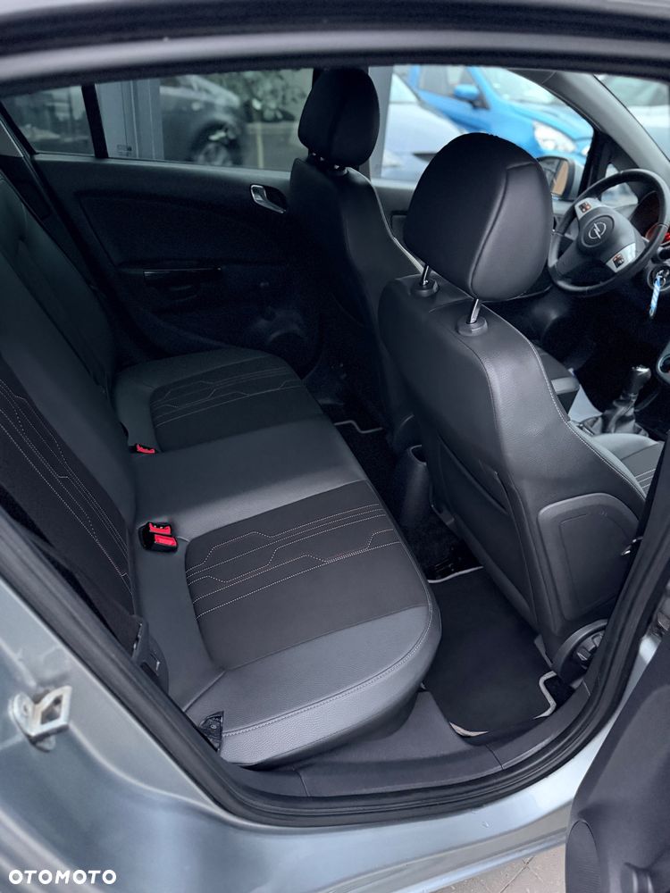 Opel Corsa 1.4 16V Innovation 110 Jahre - 15