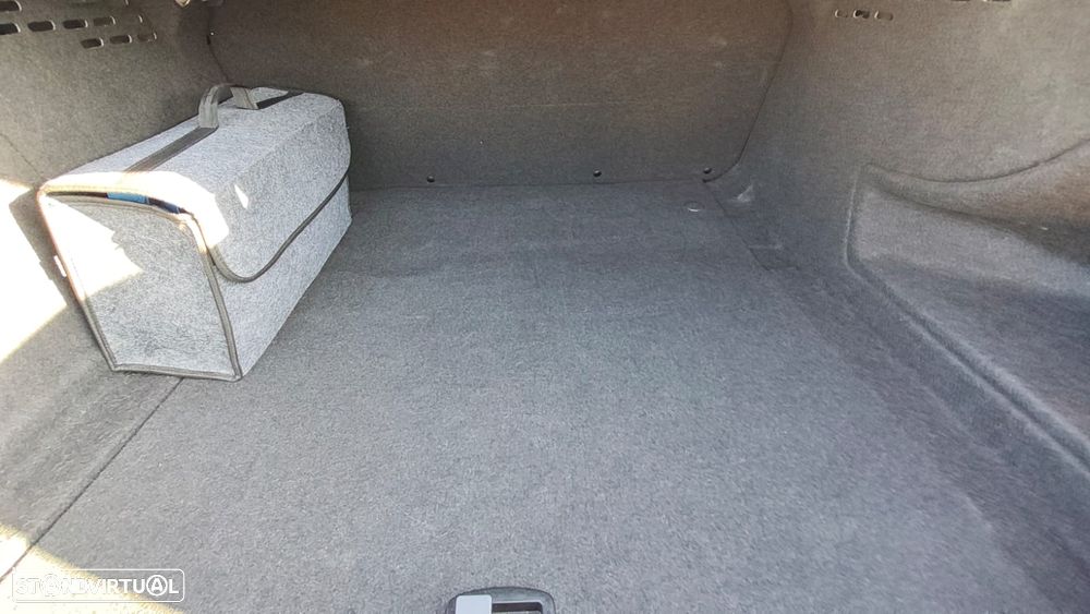Audi A4 2.0 TDI - 9