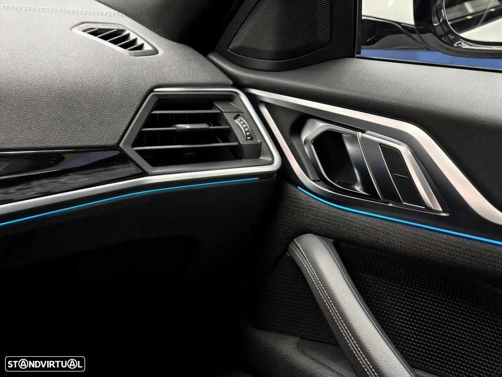 BMW i4 eDrive40 - 39