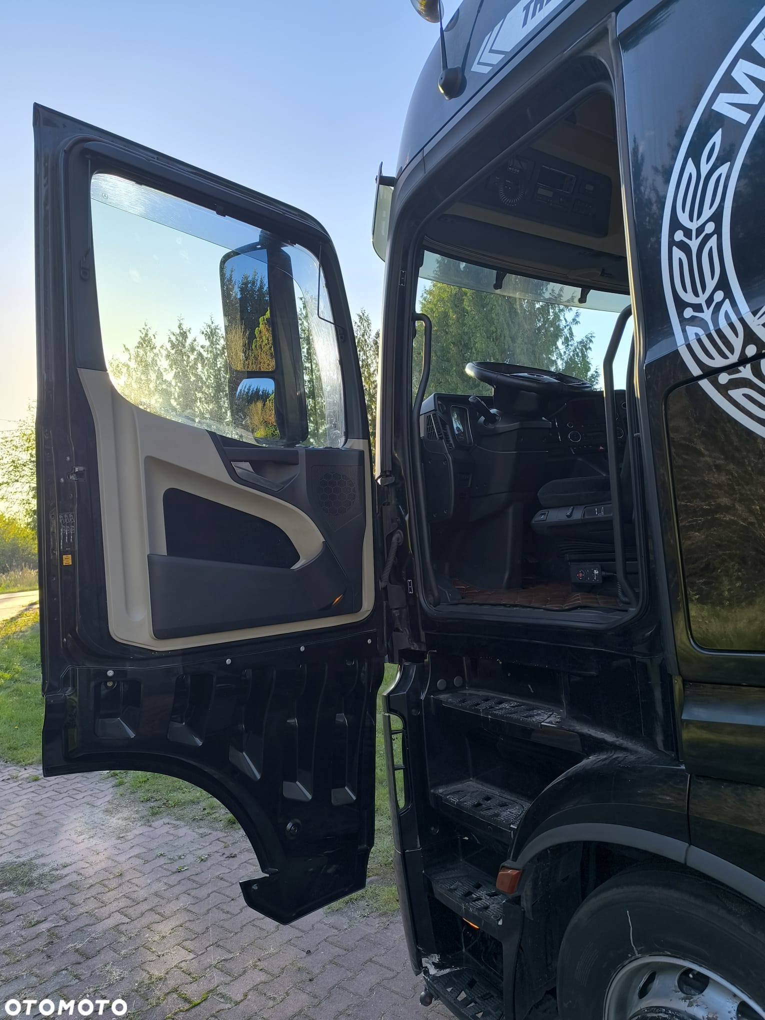 Mercedes-Benz Actros - 13