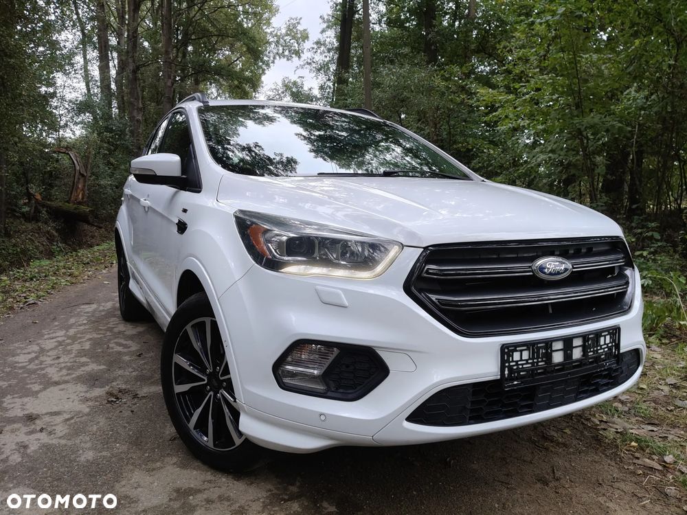 Ford Kuga 2.0 TDCi 2x4 ST-Line - 26