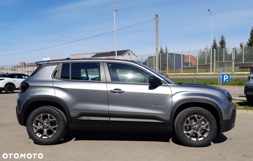 Jeep Avenger - 4