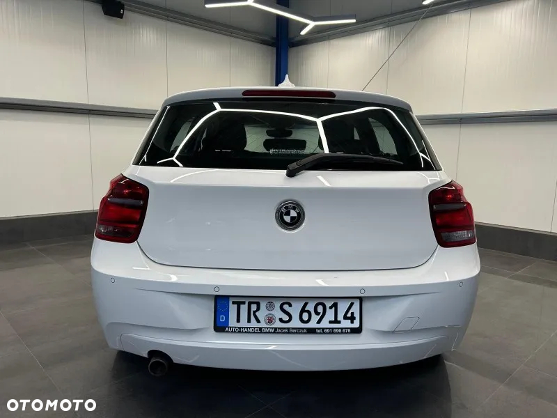 BMW Seria 1 116d - 10