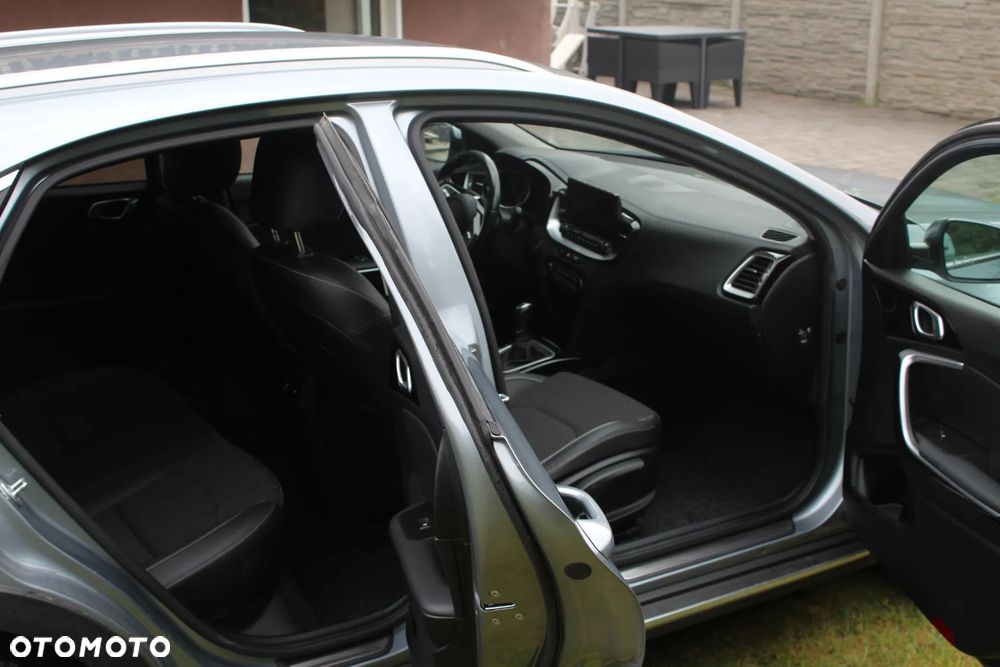 Kia XCeed 1.6 CRDi SCR L Business Line - 7