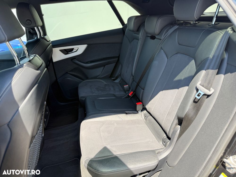 Audi Q8 3.0 55 TFSI quattro Tiptronic MHEV - 25