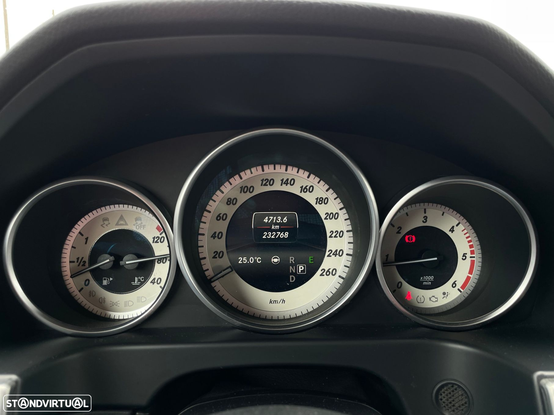 Mercedes-Benz E 250 CDi Avantgarde BlueEfficiency Auto. - 19