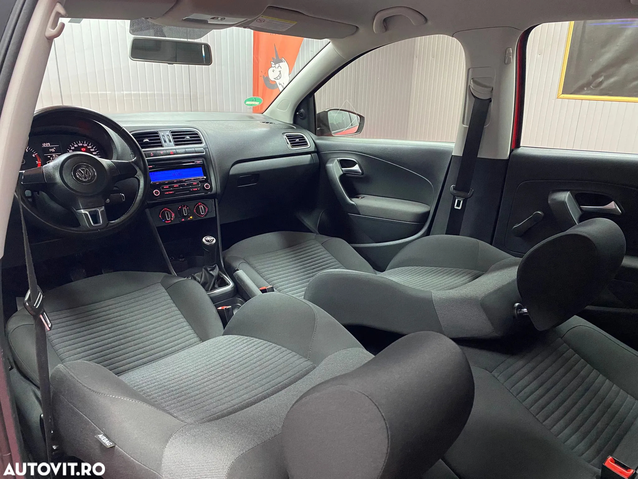 Volkswagen Polo - 13
