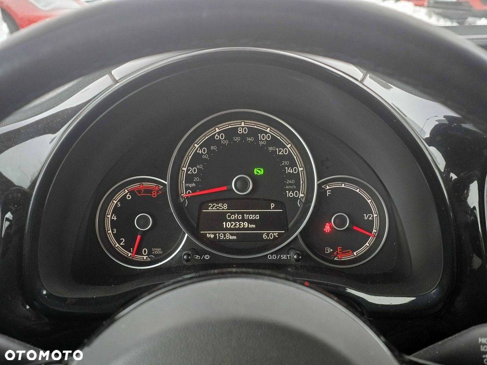 Volkswagen Beetle - 5