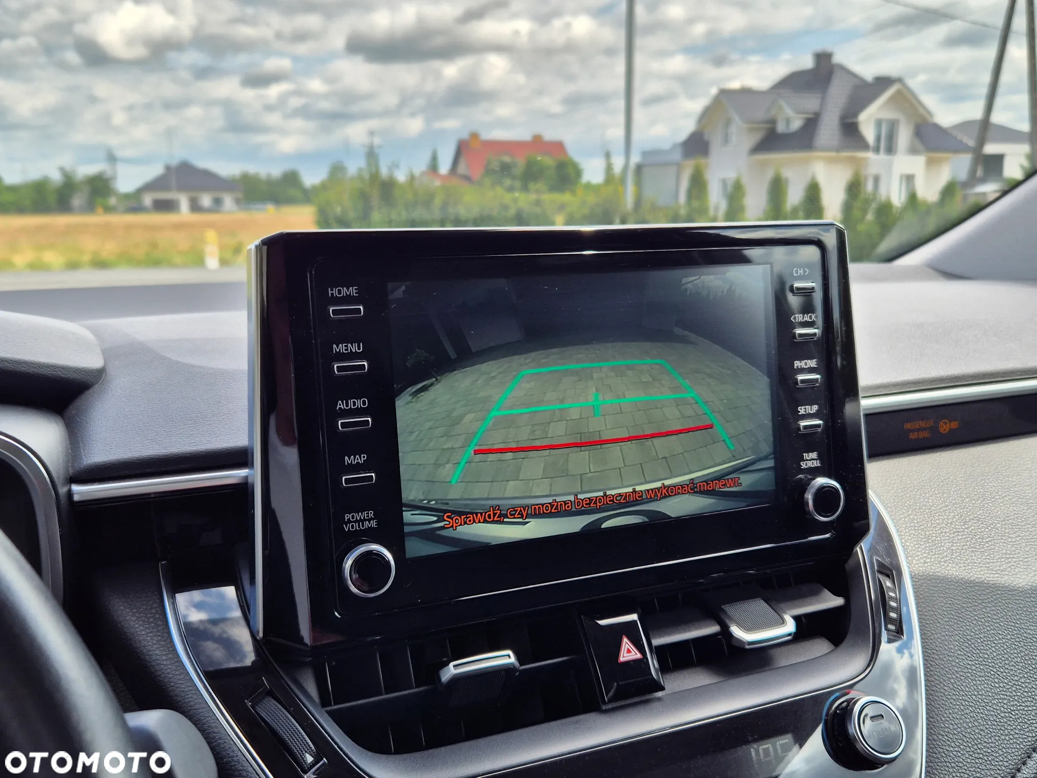 Toyota Corolla 1.8 Hybrid Comfort - 9