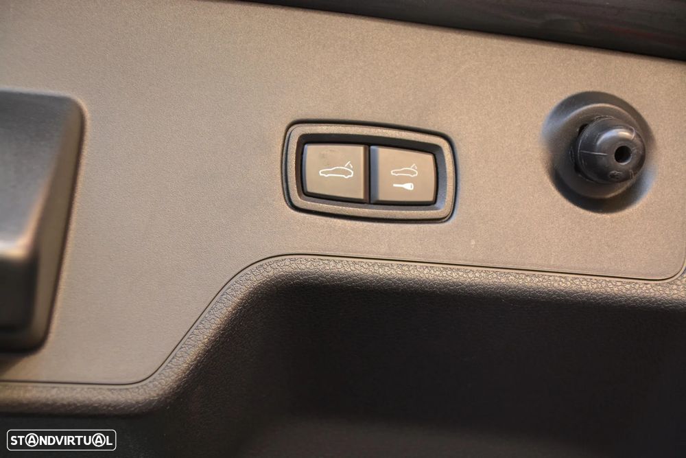 Porsche Panamera Sport Turismo Turbo S E-Hybrid - 42