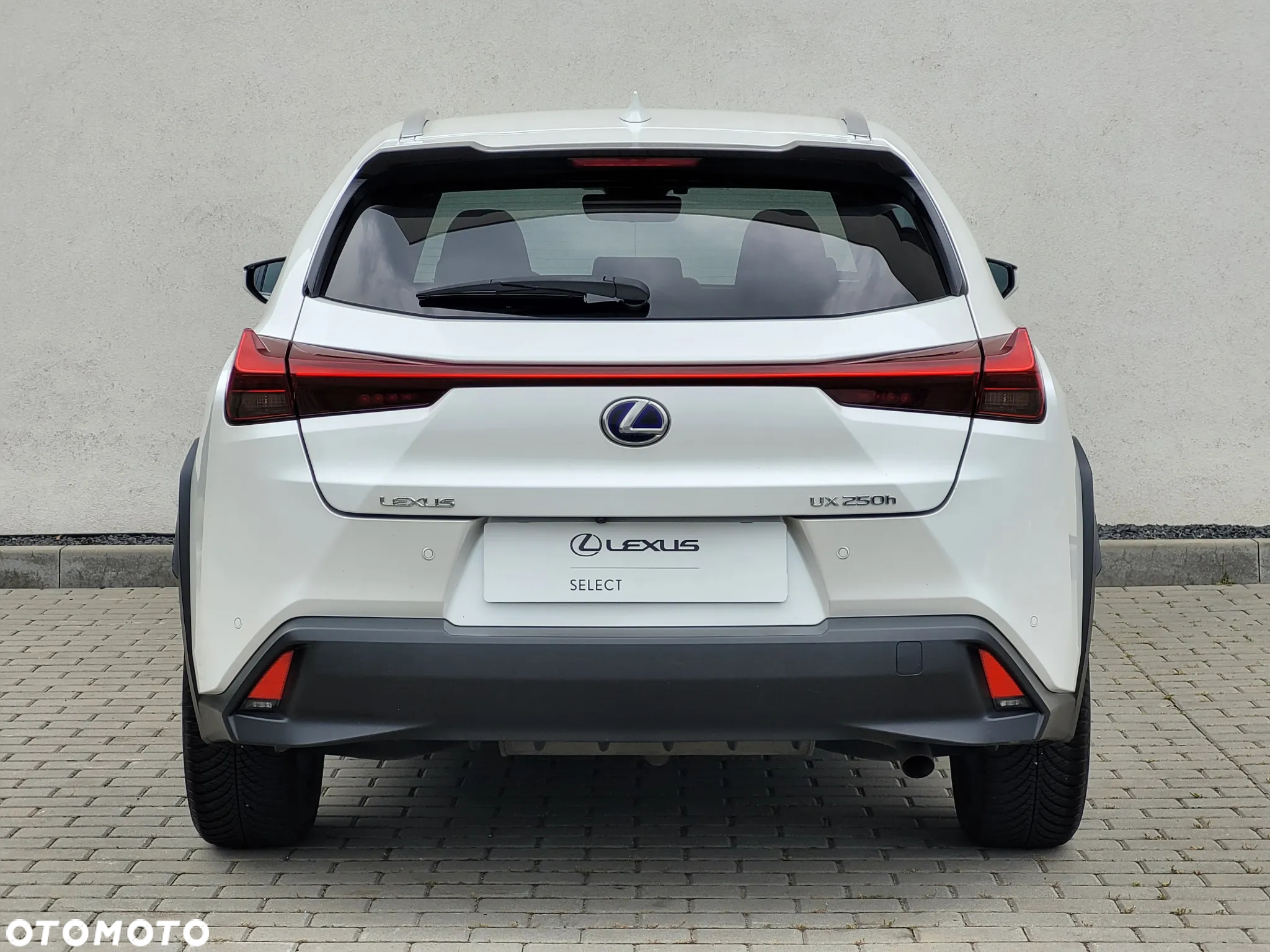 Lexus UX 250h Elegance 2WD - 9